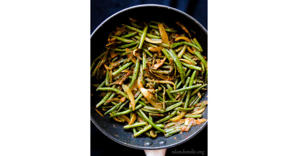 Sri Lankan Chilli Green Bean Fry(bonchi Thel Dala).