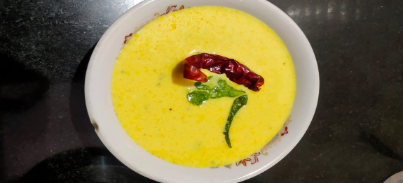 Nadan moru kachiyath / simple moru curry recipe / നാടൻ മോരുകറി