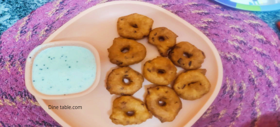 Uzhunnu vada recipe / Kerala style crispy evening snack recipes