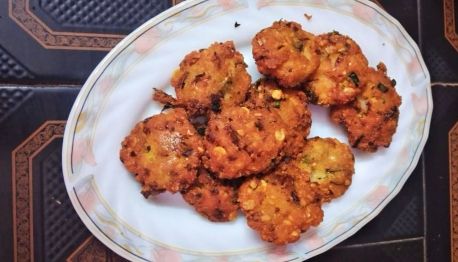Easy Parippu Vada Recipe Kerala Style / Crispy Dal Vada