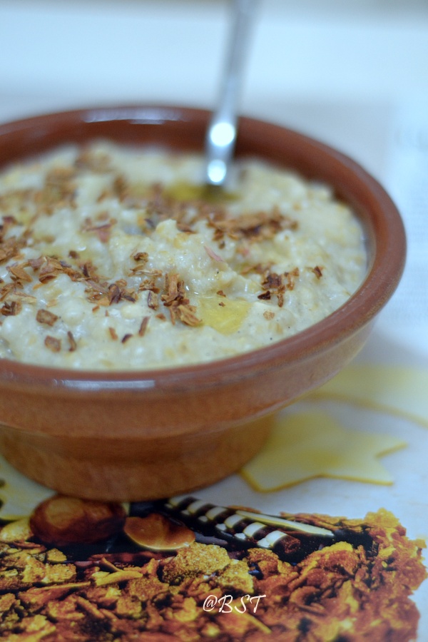 Emirati Jareesh | Broken Wheat with Chicken and Yogurt