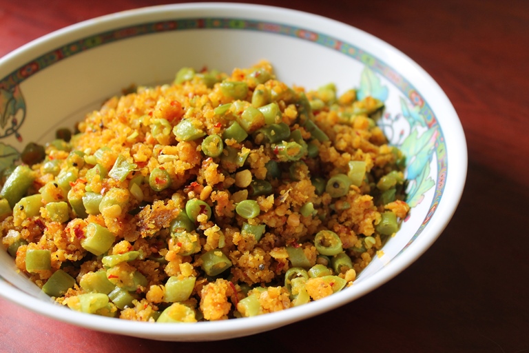 Parupppu Usili / Beans Usili / Green Beans Cooked with Spiced Toor Dal – Iyengar Style 