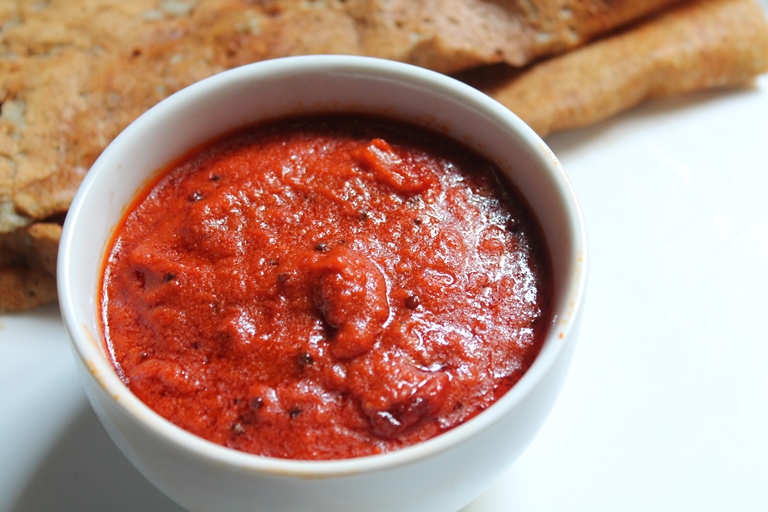 Easy Tomato Chilli Chutney Recipe 