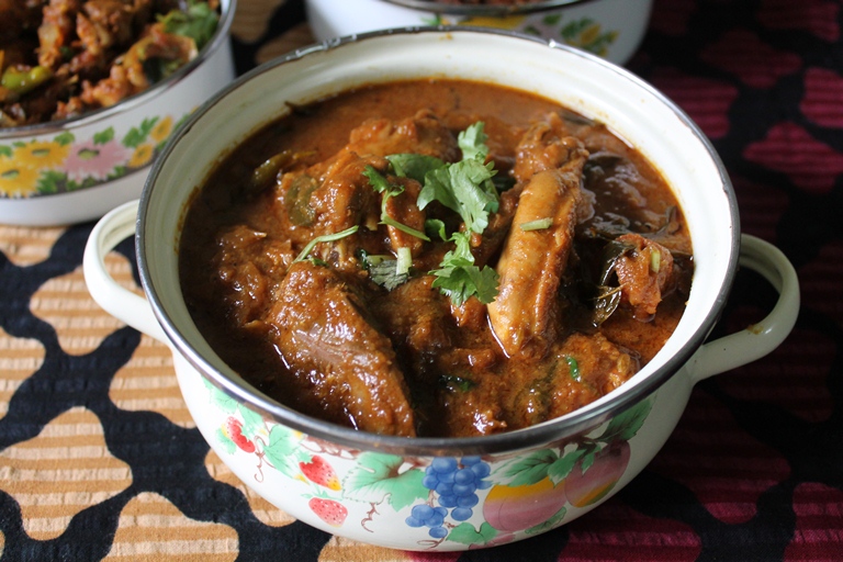 Spicy Chicken Curry Without Coconut 