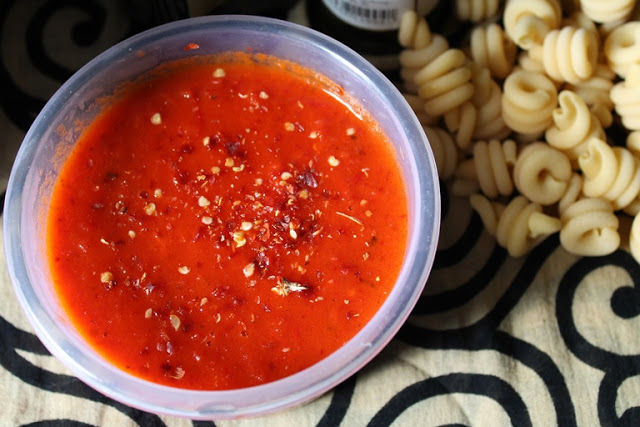 Pasta Sauce Recipe / Homemade Pasta Sauce / Basic & Quickest Tomato Sauce 