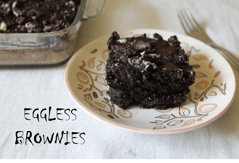 Super Moist Eggless Brownies with Chocolate & Oreo Topping ( No Butter, No Oil ) 