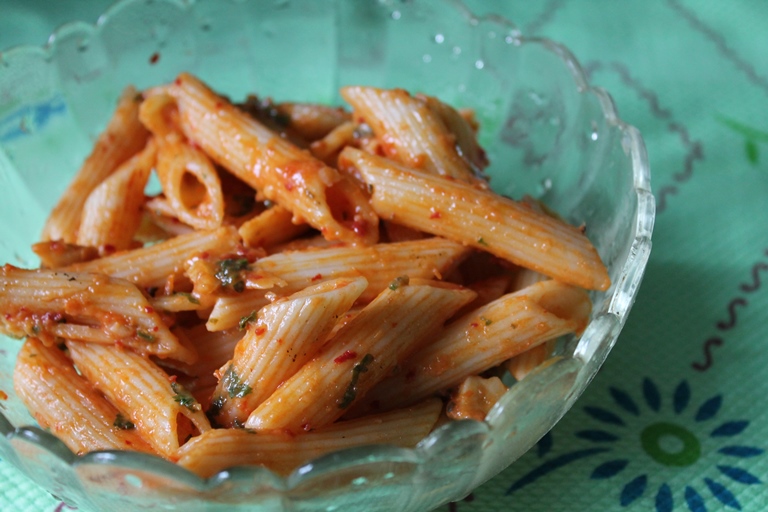 Cheesy Tomato Pasta Recipe 